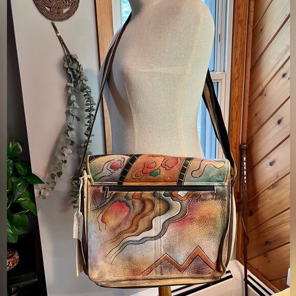 Anuschka Hand painted Leather Messenger Bag NWT - Picture 4 of 6